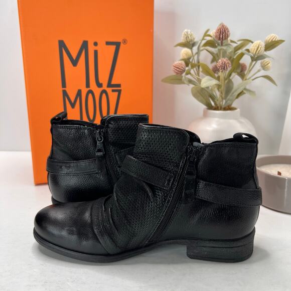 Miz Mooz Suzy Pebbled Leather Buckle Boot Ruched Zip Up Black Women's 39/8.5 NWB - Picture 7 of 11